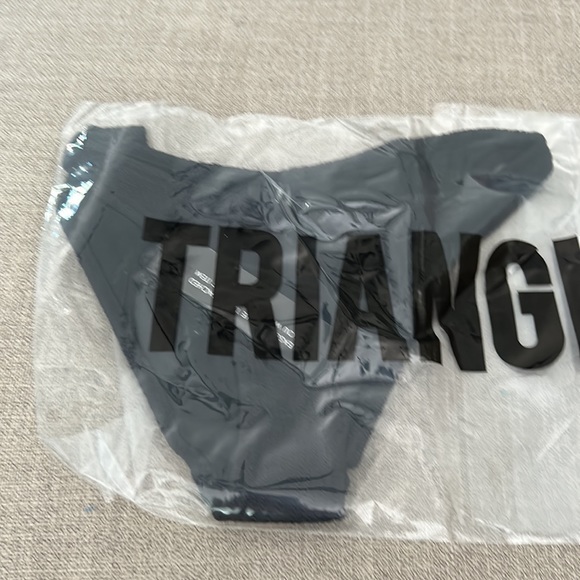 New Triangl Maci Prene set - Picture 5 of 13